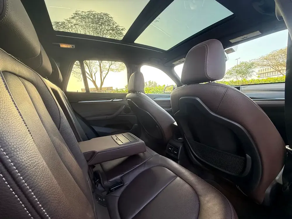 BMW X1 xDrive28i 2021 - American Specs - GCC Stock Perfect Condition In Low Mileage - Image 19