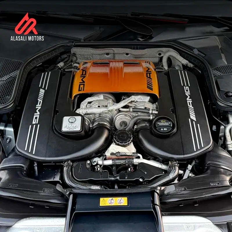 Mercedes-Benz C63 AMG 4Matic 2017 Imported from Korea Gcc specifications - Image 18