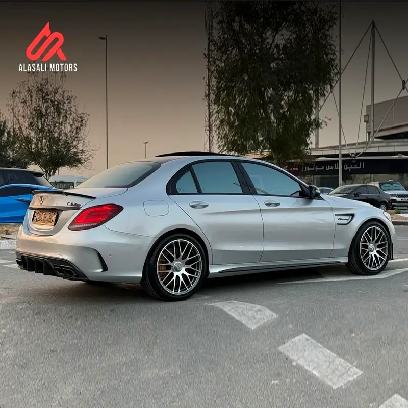 Mercedes-Benz C63 AMG 4Matic 2017 Imported from Korea Gcc specifications - Image 6