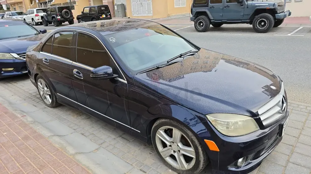 2010 Mercedes-Benz C-Class C300 - Excellent Condition - Image 4
