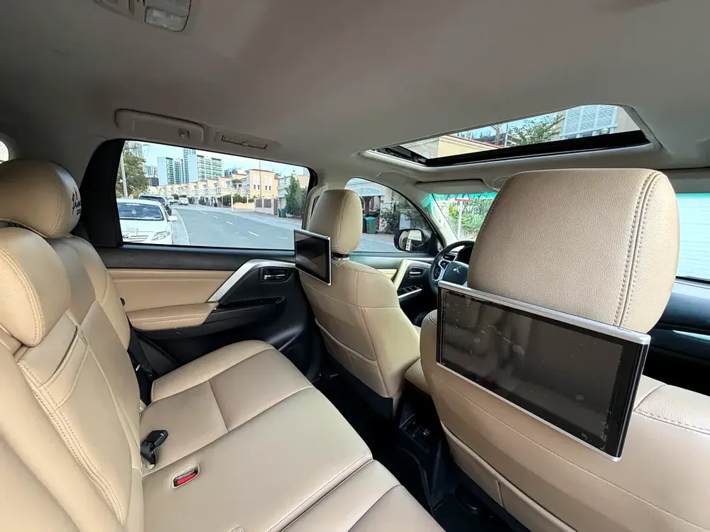 2023 Mitsubishi Montero Sport Prime Edition - GCC Specs - Like New! - Image 15
