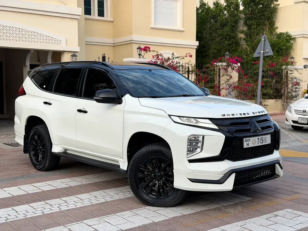 2023 Mitsubishi Montero Sport Prime Edition - GCC Specs - Like New! - Image 7