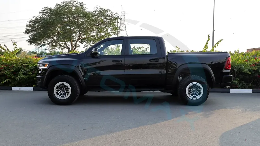 ( Only For Export ) 2025 /2025 RAM 1500 RHO HURRICANE H.O 3.0TT GCC BRAND NEW - Image 20