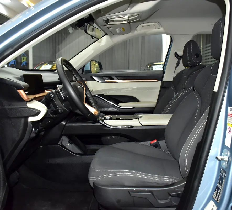 AED 714 EMi for 5Yrs | Haval H6 2.0 GDiT ( 2023 Model ) in Blue Color GCC Specs - Image 10