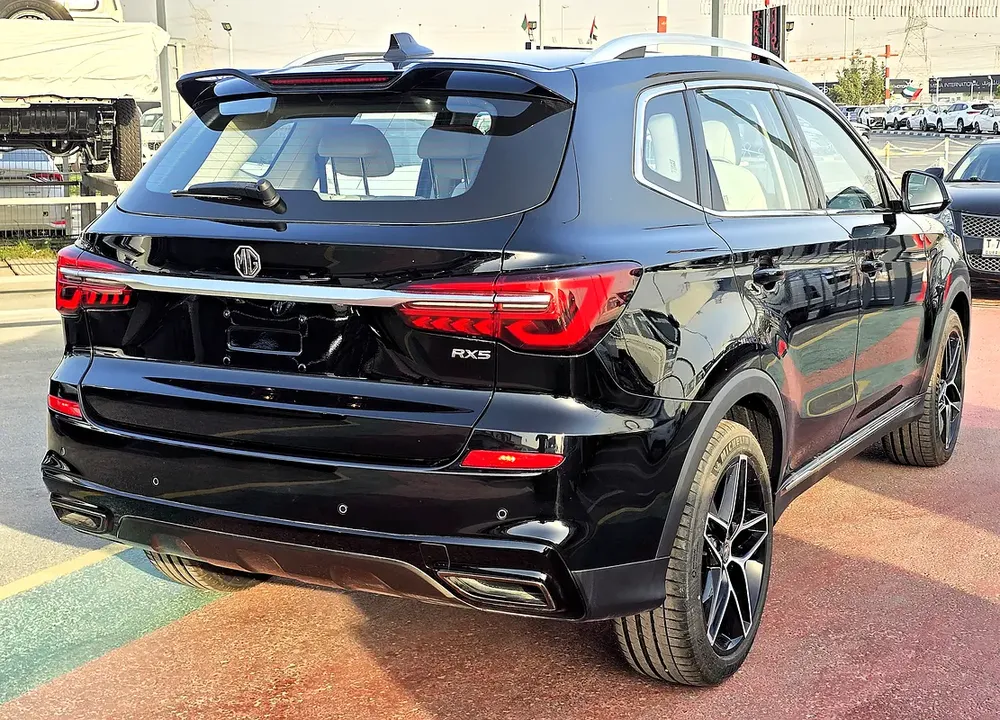 MG RX5 Luxury 1.5L Turbo A/T FWD SUV Gcc Black Color 2025 Model - Image 6