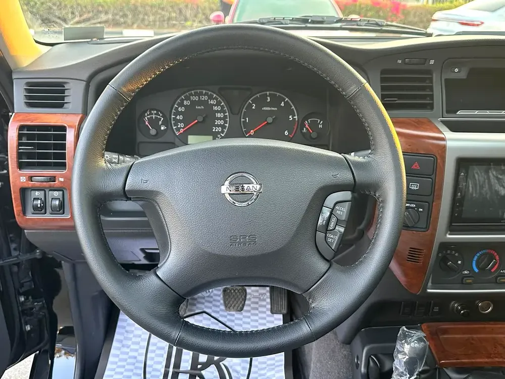 2024 / NISSAN PATROL SAFARI / M/T / GCC / DEALER WARRANTY /PERFECT CONDITION - Image 14