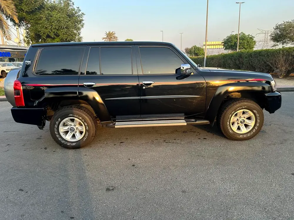 2024 / NISSAN PATROL SAFARI / M/T / GCC / DEALER WARRANTY /PERFECT CONDITION - Image 7