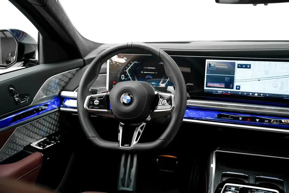 2024 BMW 740I WITH 5 WARRANTY AND SERVICE CONTRACT FROM AGMC - Image 12