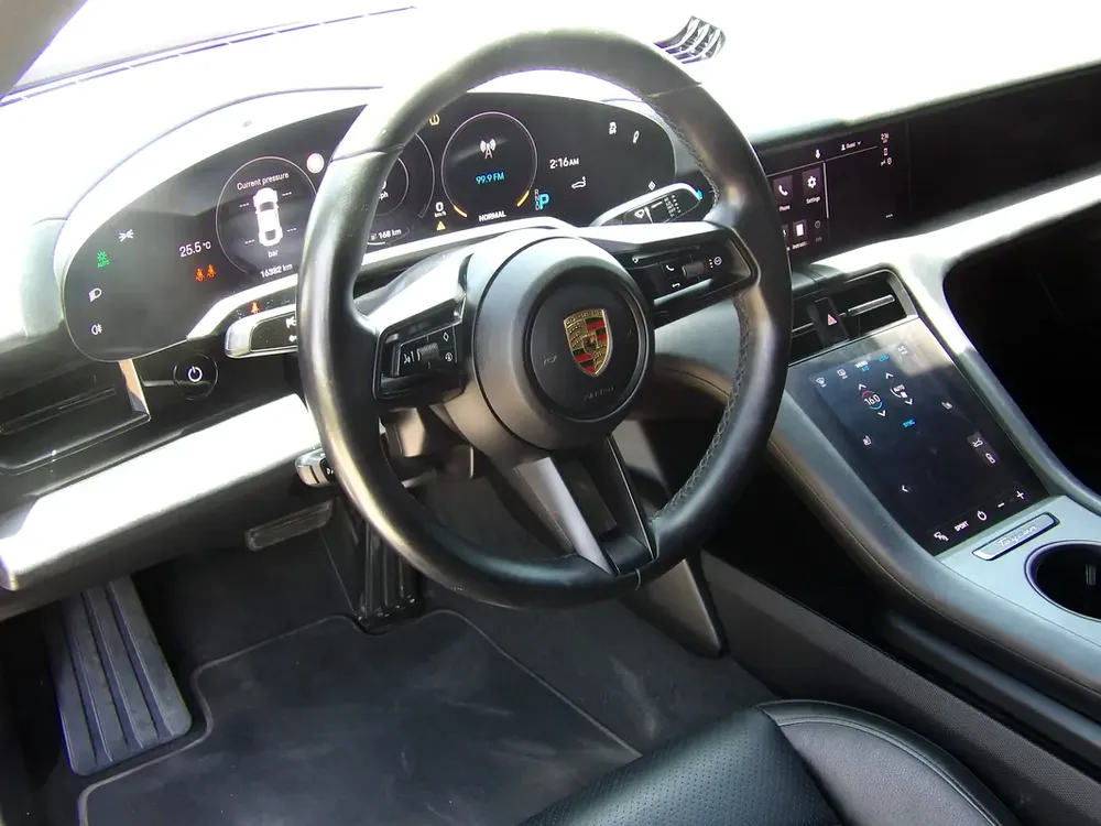 Porsche Taycan Standard 2021 Only 16000 KM | Electric Performance | Excellent Condition - Image 7