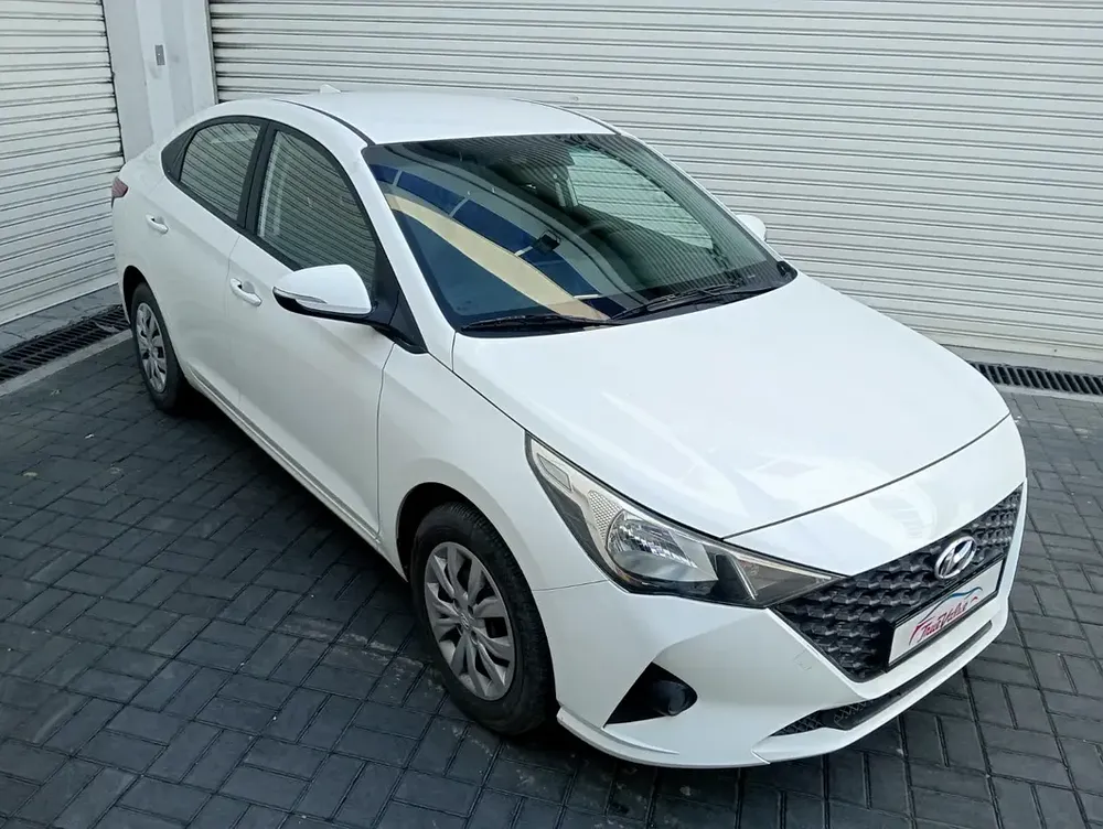 2023 Hyundai Accent GLS - GCC Specs - Like New! - Image 14