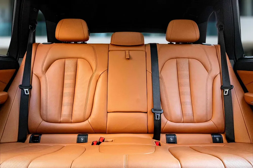4,603 P.M |  X5 M Sport | 0% Downpayment | M-Kit | BMW Service Contract! - Image 13