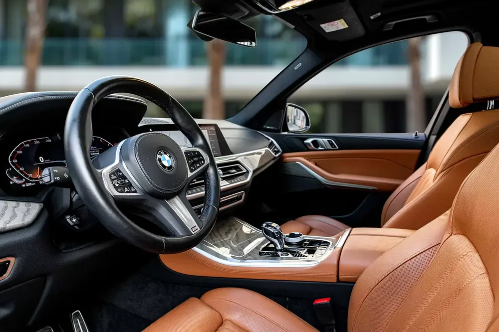 4,603 P.M |  X5 M Sport | 0% Downpayment | M-Kit | BMW Service Contract! - Image 9