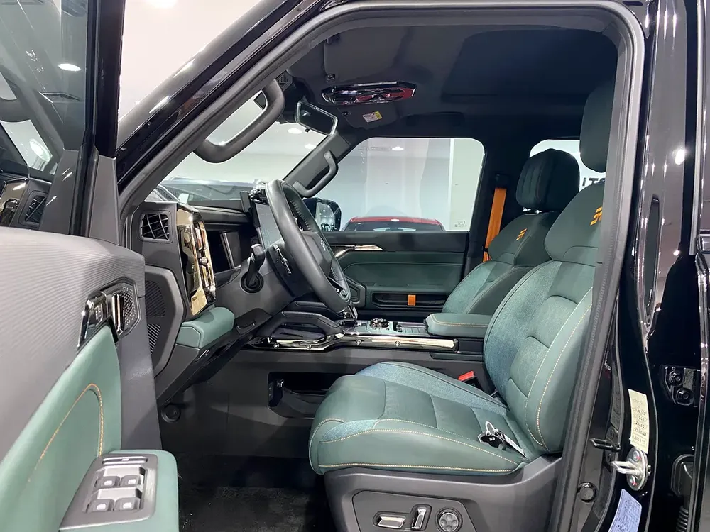 Jetour T2 Luxury - Agency Warranty and Service Contract Included - Image 5