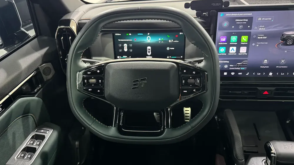 Jetour T2 Luxury - Agency Warranty and Service Contract Included - Image 9