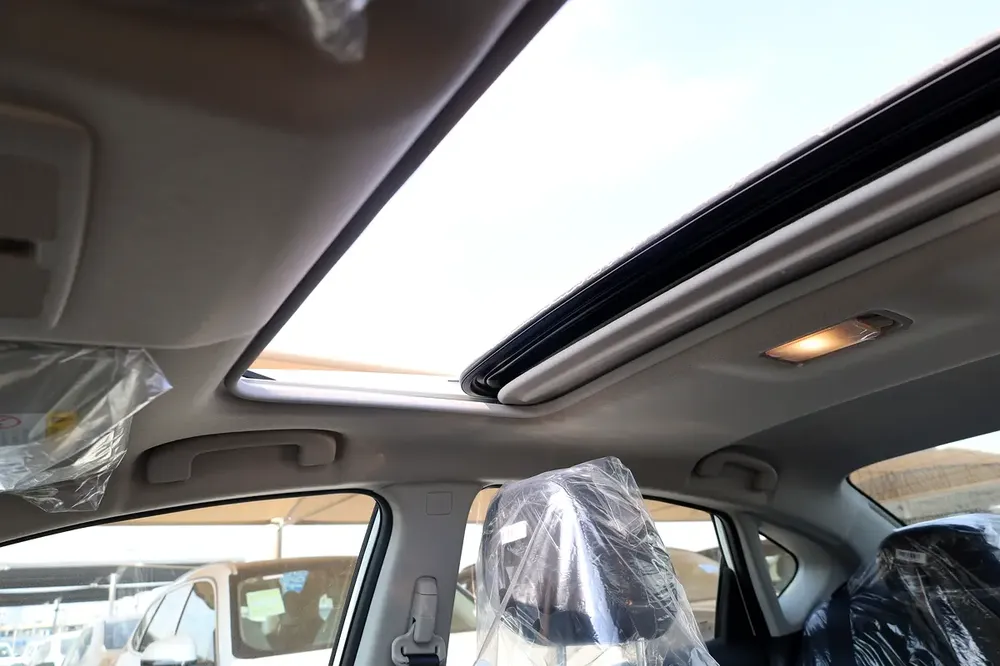 Nissan SYLPHY Classic 1.6L Basic with Sunroof 2025 model - Image 17