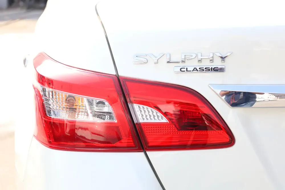 Nissan SYLPHY Classic 1.6L Basic with Sunroof 2025 model - Image 6