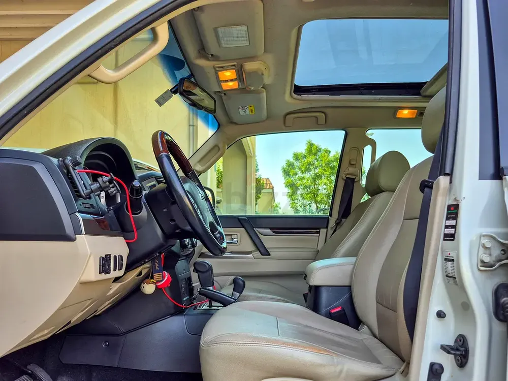 AED 1338/month | 2016 Mitsubishi Pajero GLS Top 5 Door | GCC Specs | Ref#464412 - Image 11