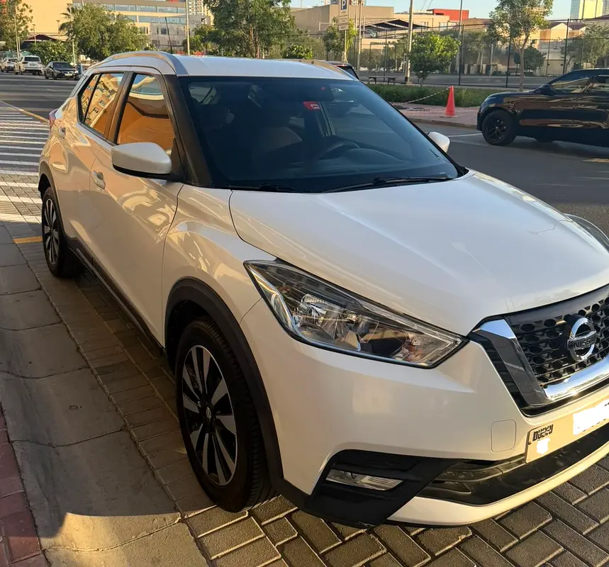 Nissan Kicks SV 2017 GCC Specs - Well Maintained, Lady Driver, No Accidents - Image 4