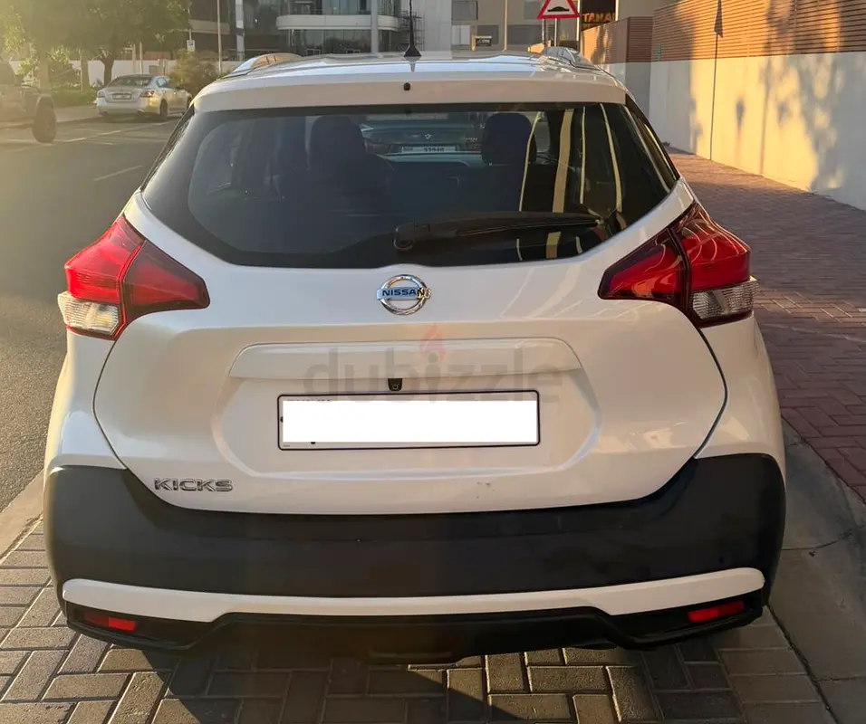Nissan Kicks SV 2017 GCC Specs - Well Maintained, Lady Driver, No Accidents - Image 5