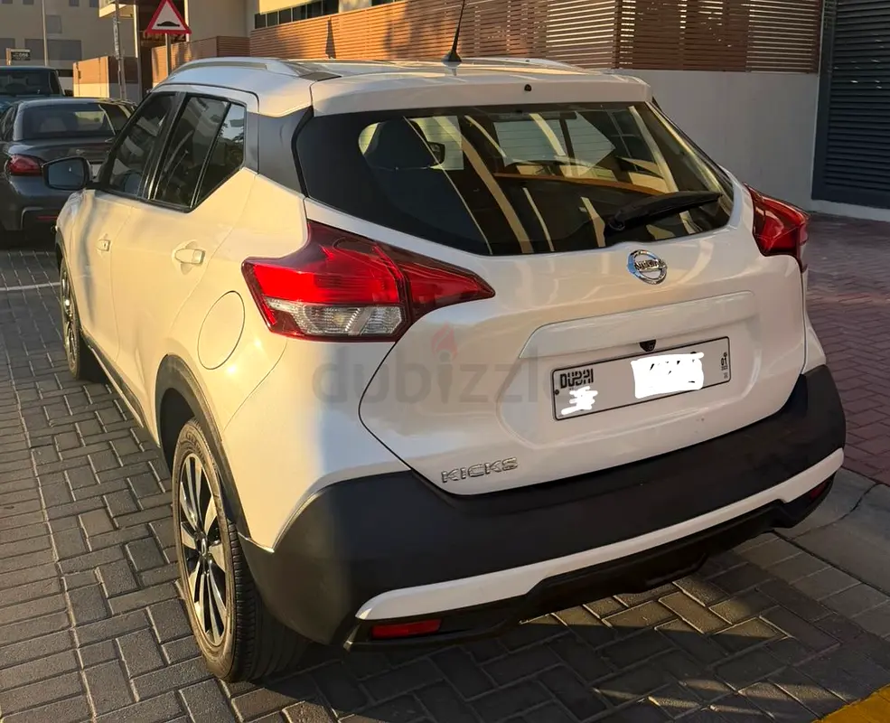 Nissan Kicks SV 2017 GCC Specs - Well Maintained, Lady Driver, No Accidents - Image 6