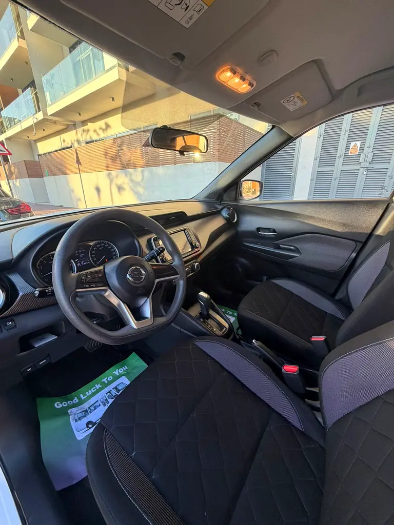 Nissan Kicks SV 2017 GCC Specs - Well Maintained, Lady Driver, No Accidents - Image 8