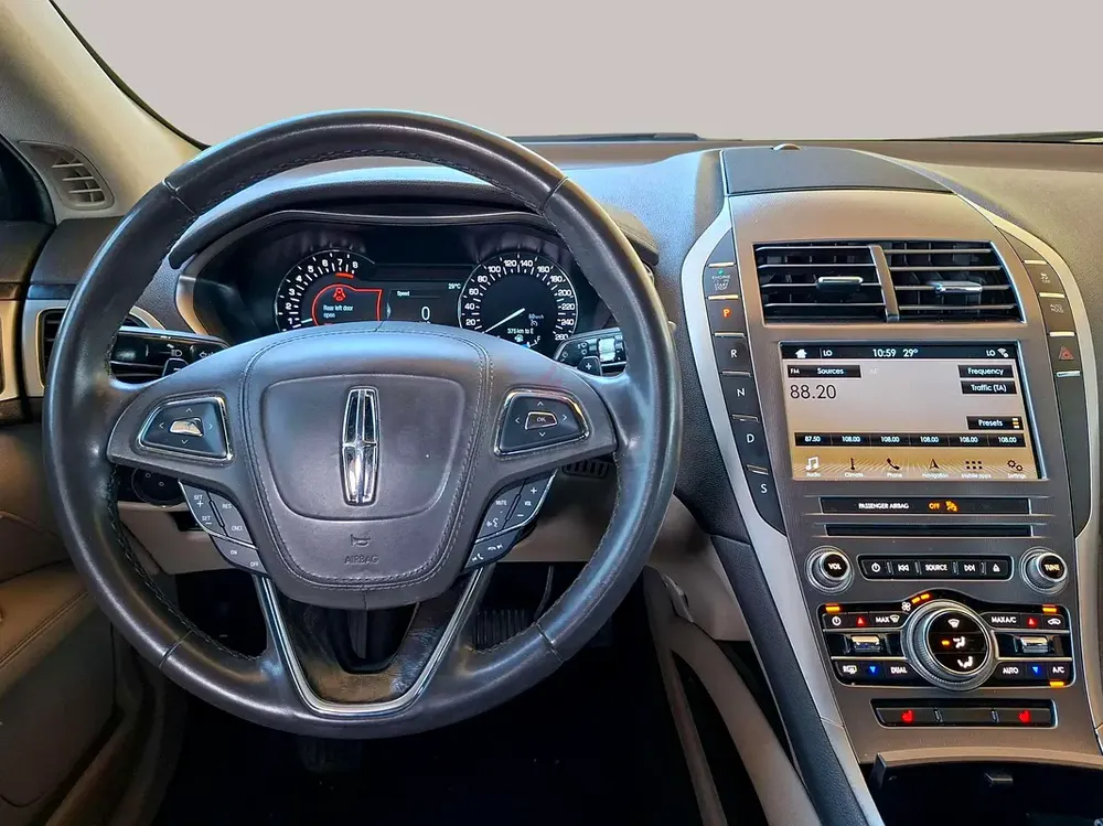 AED 647/month | 2017 Lincoln MKZ Standard | GCC Specs | Ref#401122 - Image 10