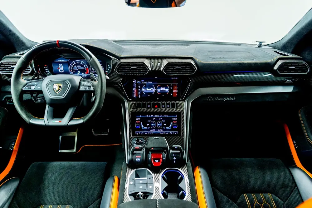 Lamborghini Urus Performante - GCC Specs - Image 14