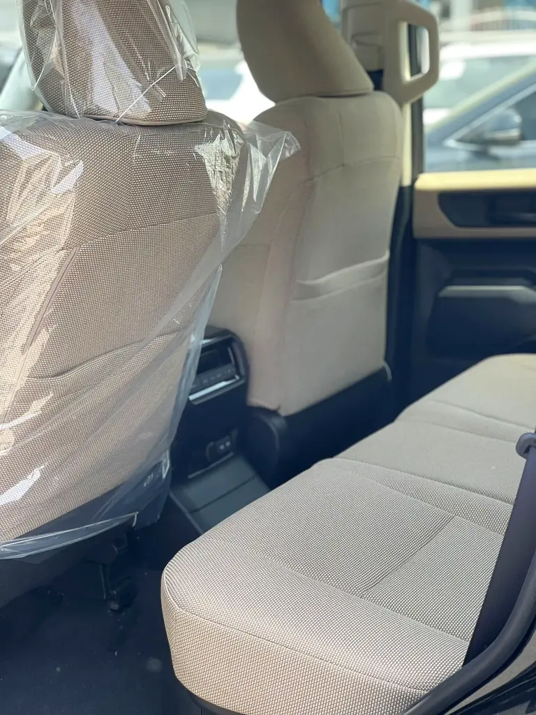 Toyota Prado 2025 TXL basic  GCC Specs - Brand New - Image 10