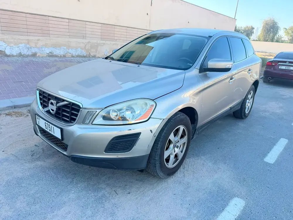 2012 Volvo XC90 ,Gcc - Image 5