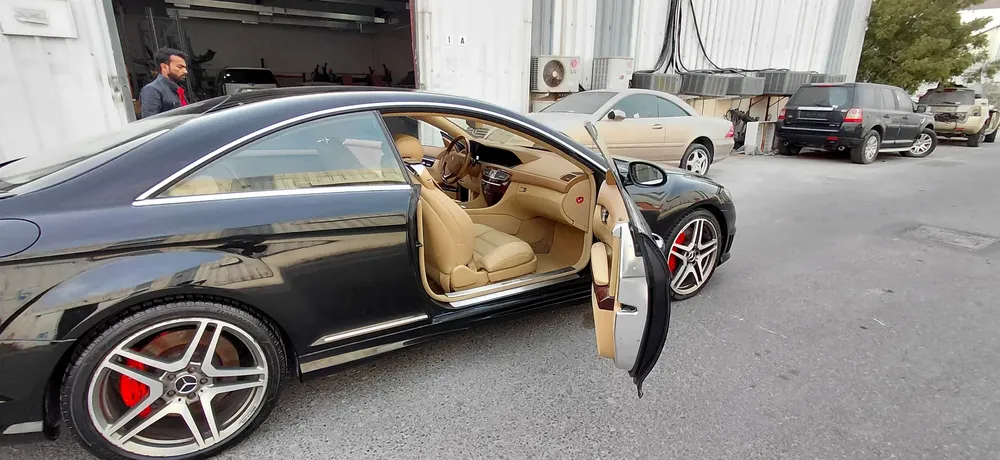 Kilometre 206520  Mercedes Benz 2009 mold V8 CL 63 AMG GCC With 2 keys - Image 11