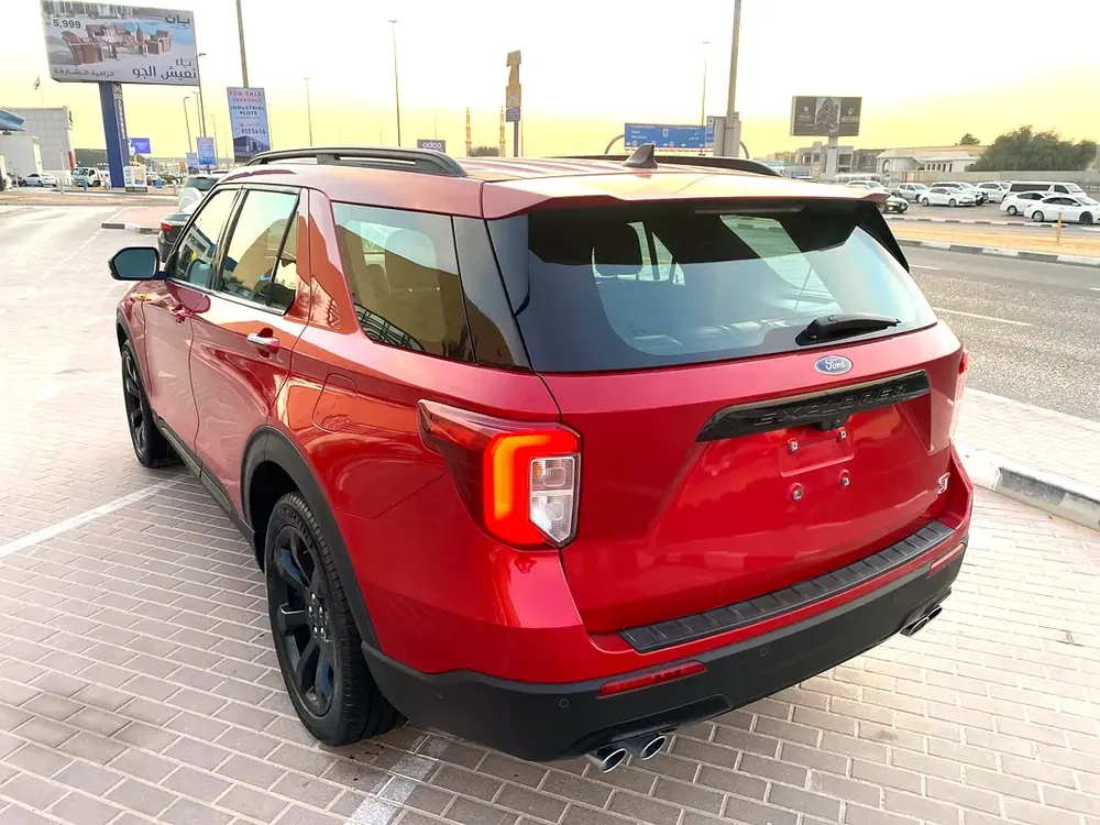 2022 Ford Explorer ST, maroon - Image 14