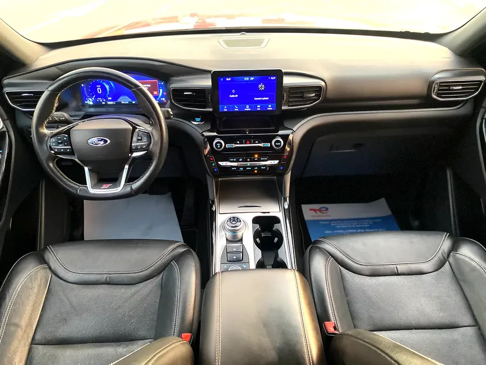 2022 Ford Explorer ST, maroon - Image 19
