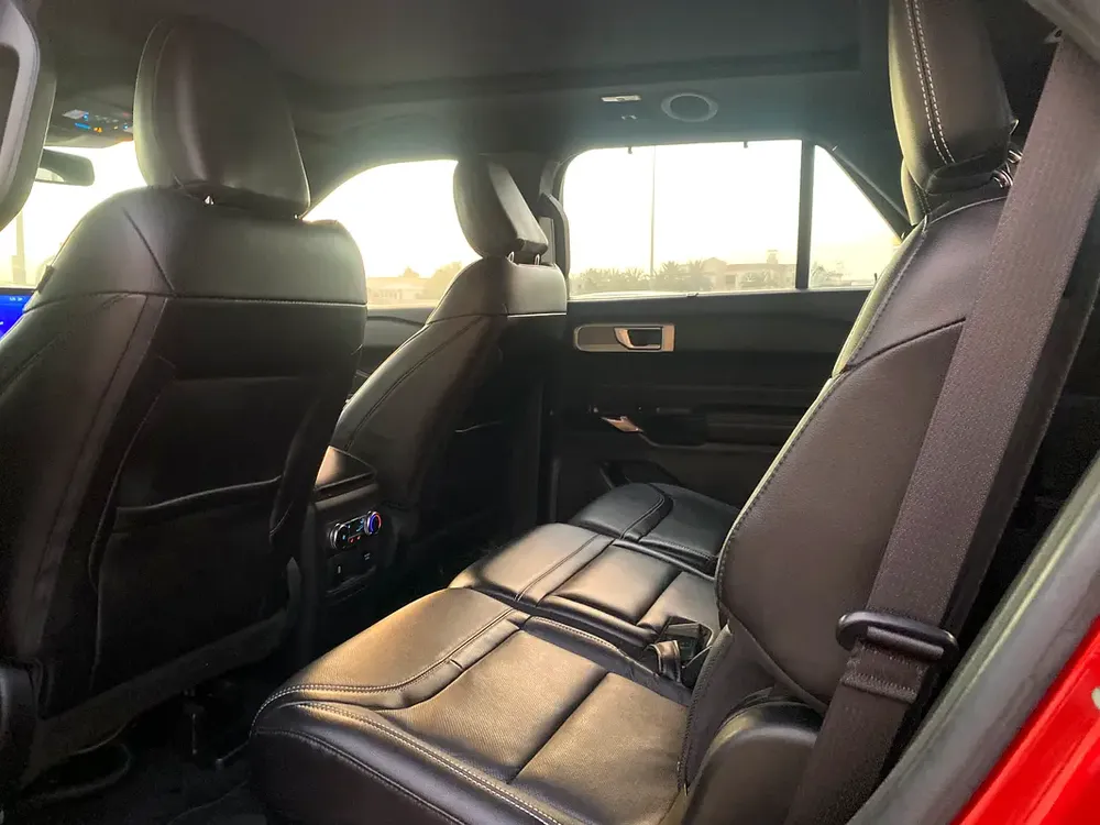2022 Ford Explorer ST, maroon - Image 20