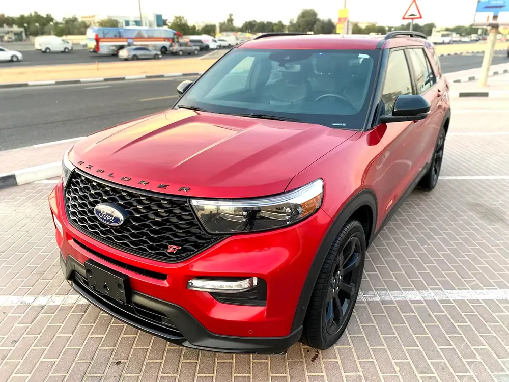 2022 Ford Explorer ST, maroon - Image 6