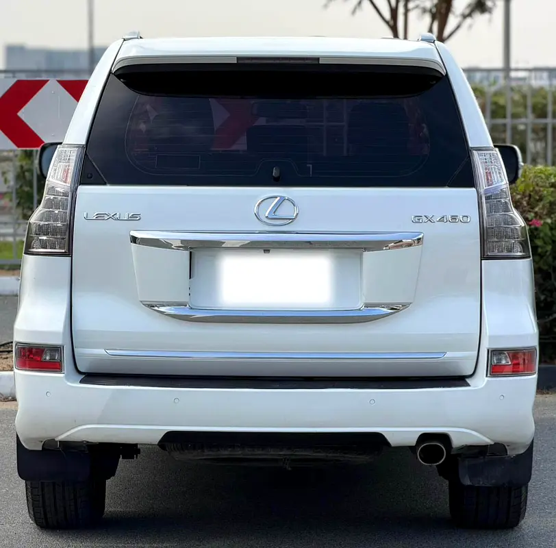 Lexus GX 460 Platinum 2015 Model Platinum V8 GCC Specs Single Owner Used Car For Sale - Image 11