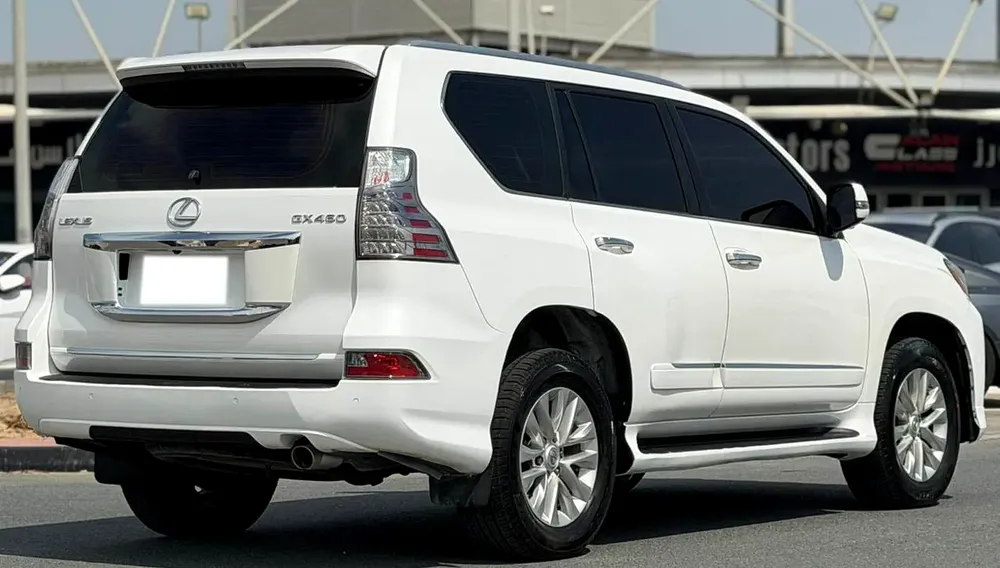 Lexus GX 460 Platinum 2015 Model Platinum V8 GCC Specs Single Owner Used Car For Sale - Image 6
