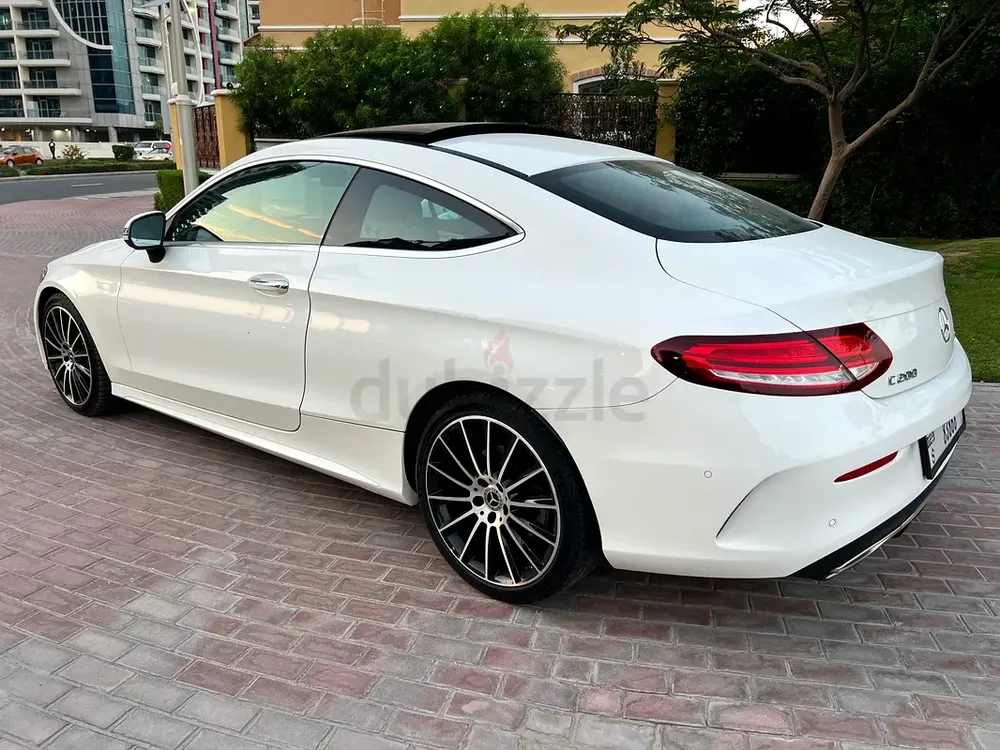 Mercedes C200 Coupe 2019 model full option fully loaded excellent condition - Image 7