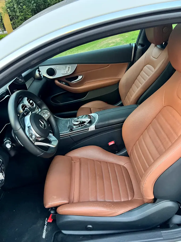 Mercedes C200 Coupe 2019 model full option fully loaded excellent condition - Image 9