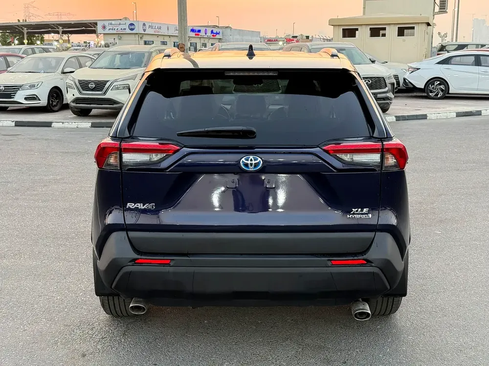 2022 TOYOTA RAV4 XLE HYBRID 4x4 FULL OPTIONS IMPORTED FROM USA - Image 6