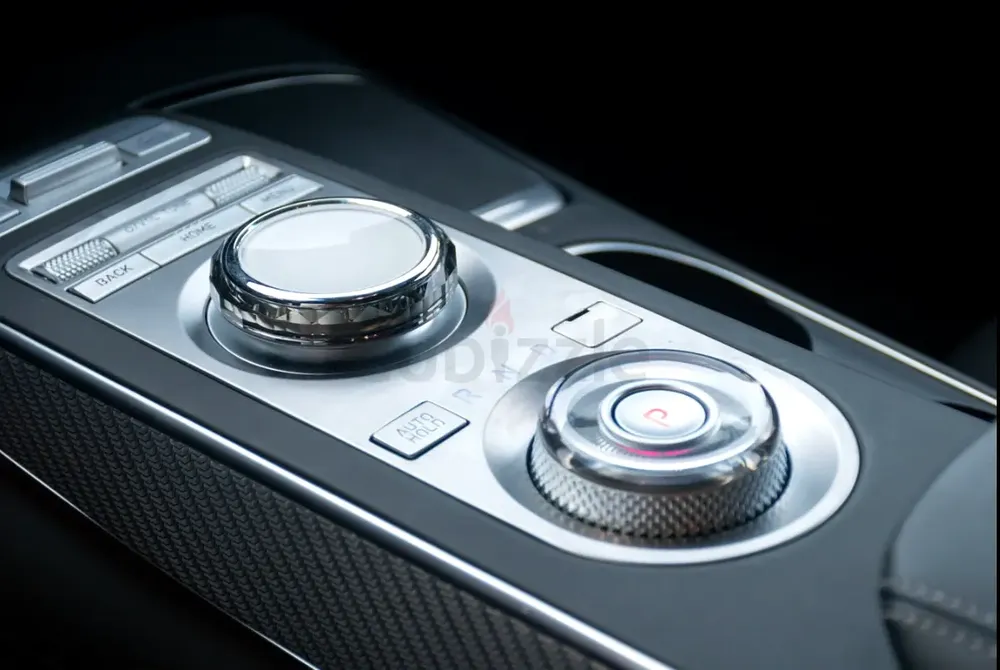 🚗 2024 Genesis GV70 – Sport Prestige | Top of the Range | 300 HP - Image 14