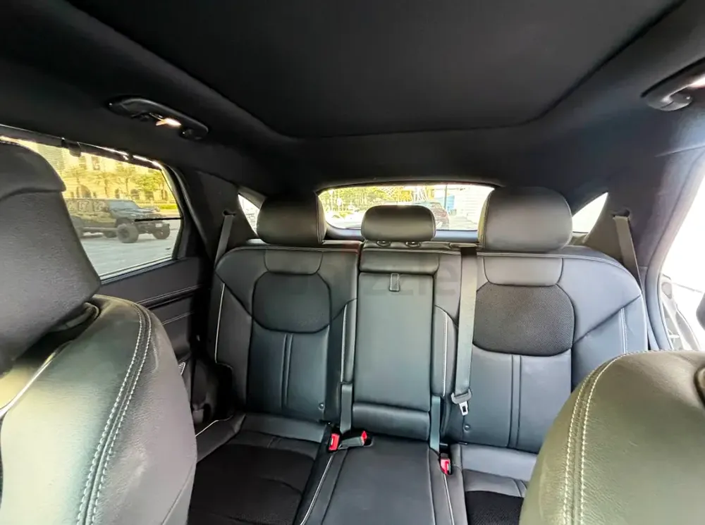 🚗 2024 Genesis GV70 – Sport Prestige | Top of the Range | 300 HP - Image 18