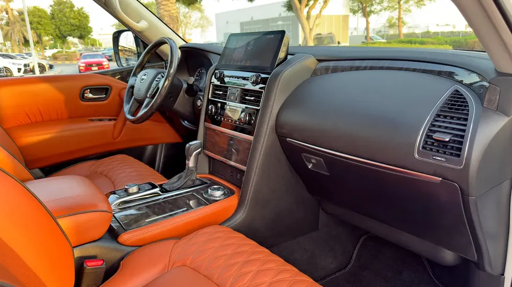 2024 Nissan Patrol SE Platinum, GCC Specifications - Image 10