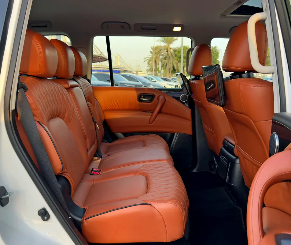 2024 Nissan Patrol SE Platinum, GCC Specifications - Image 12