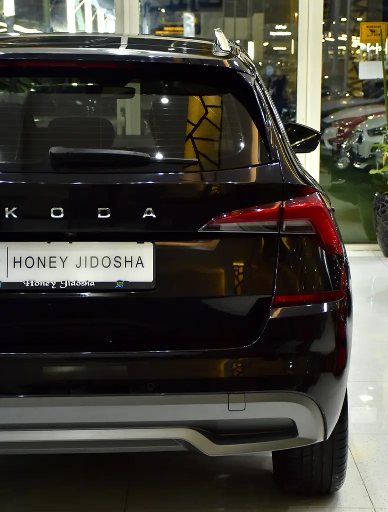 AED 1,170 EMi at 0% DP | Skoda Kamiq ( 2023 Model ) in Black Color GCC Specs - Image 9