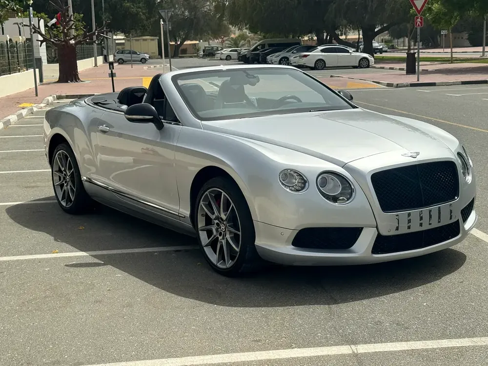 Bentley Continental GTC V8S 2015 | American Specs | Pristine Condition - Image 4