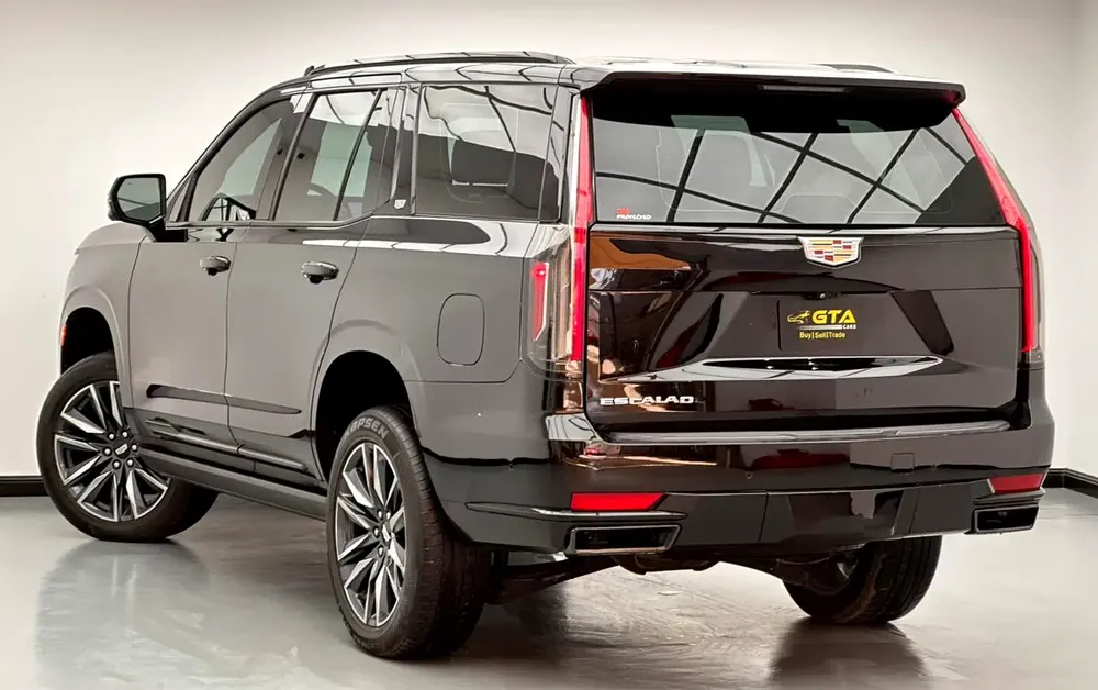 2022 Cadillac Escalade Sport, 1 Year Warranty Unlimited Km, Cadillac Full Service History, GCC - Image 6