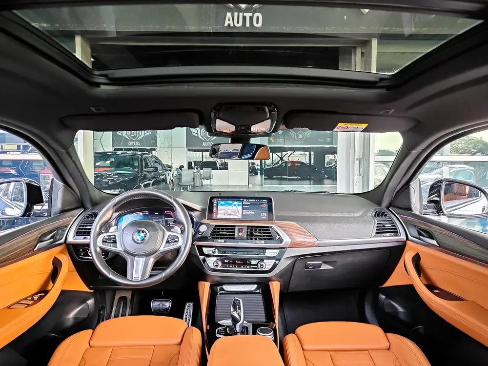 AED 1,650 P.M | 2021 BMW X4 xDrive30i M Sport | Under BMW Warranty and Service Contract | GCC | - Image 9