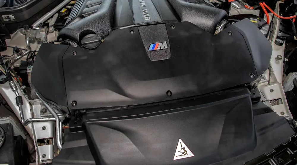 4.4L V8 • FDSH • GCC - Image 18