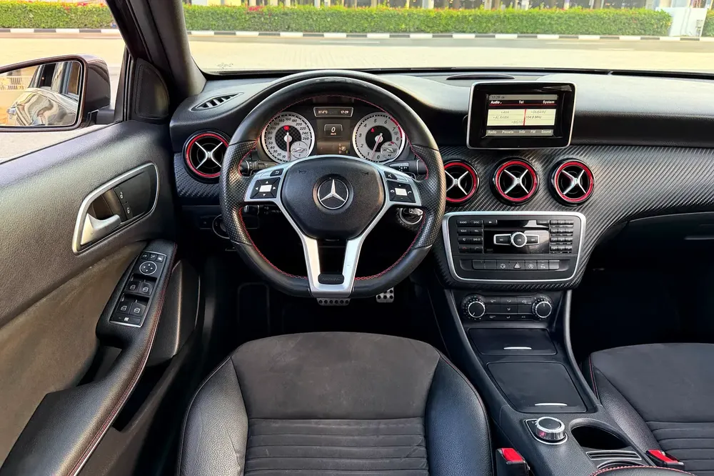 MB Service History / Single Owner | Mercedes Benz A250 Sport 2015 GCC Specifications - Image 11