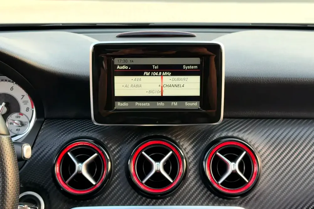 MB Service History / Single Owner | Mercedes Benz A250 Sport 2015 GCC Specifications - Image 14